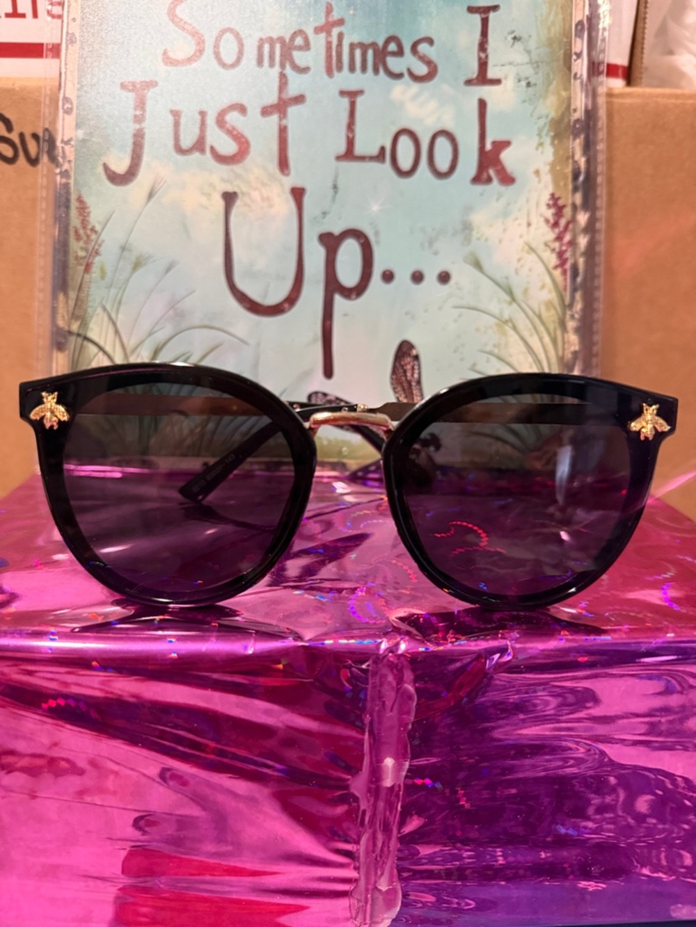 Editorial Black Luxe Sunglasses – Gold Bee Hardware, Fashion‑House Silhouette